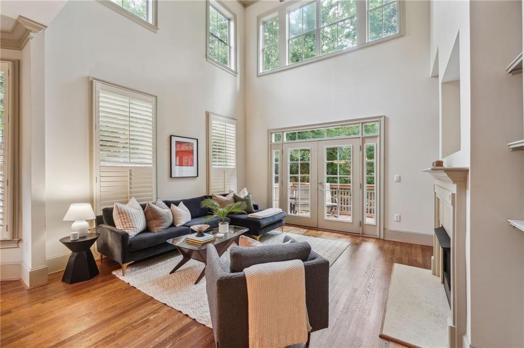1223 Glenridge Place, Atlanta, Georgia 30342, 4 Bedrooms Bedrooms, ,4 BathroomsBathrooms,Residential,Sold,1223 Glenridge Place,7289292