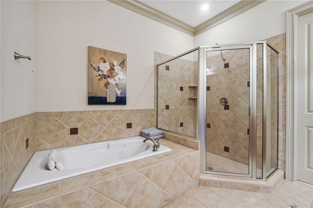 1223 Glenridge Place, Atlanta, Georgia 30342, 4 Bedrooms Bedrooms, ,4 BathroomsBathrooms,Residential,Sold,1223 Glenridge Place,7289292