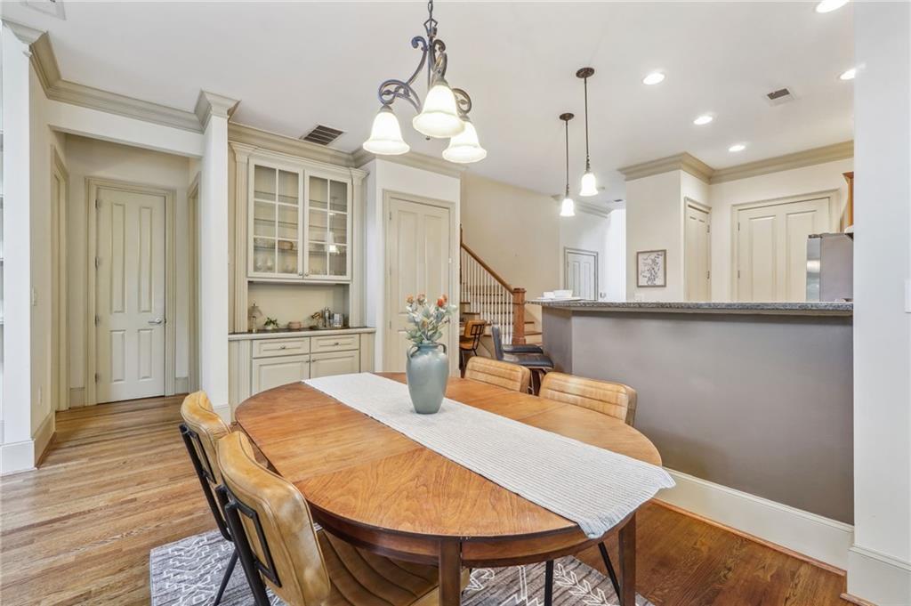 1223 Glenridge Place, Atlanta, Georgia 30342, 4 Bedrooms Bedrooms, ,4 BathroomsBathrooms,Residential,Sold,1223 Glenridge Place,7289292