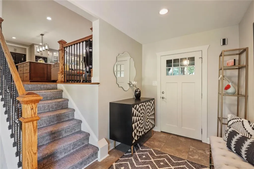 6471 Whispering Trail, Sandy Springs, Georgia 30328, 4 Bedrooms Bedrooms, ,2 BathroomsBathrooms,Residential,Sold,6471 Whispering Trail,6898997