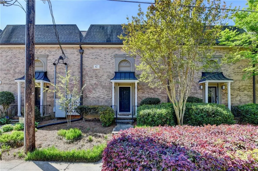 6980 Roswell Road Unit C5, Atlanta, Georgia 30328, 2 Bedrooms Bedrooms, ,2 BathroomsBathrooms,Residential,For Sale,6980 Roswell Road Unit C5,7755049