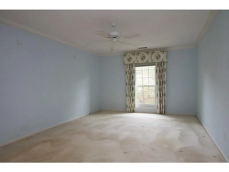 6851 Roswell Road Ne Unit D10, Sandy Springs, Georgia 30328, 3 Bedrooms Bedrooms, ,2 BathroomsBathrooms,Residential,Sold,6851 Roswell Road Ne Unit D10,5065160