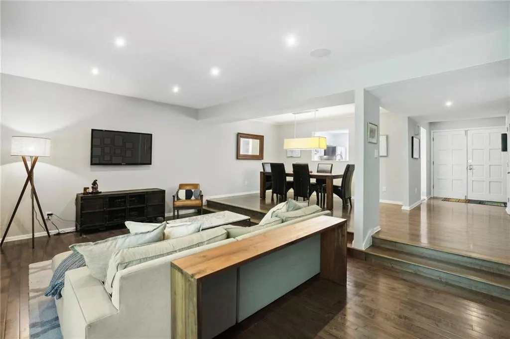 69 Prospect Place, Atlanta, Georgia 30328, 3 Bedrooms Bedrooms, ,2 BathroomsBathrooms,Residential,Sold,69 Prospect Place,7269893