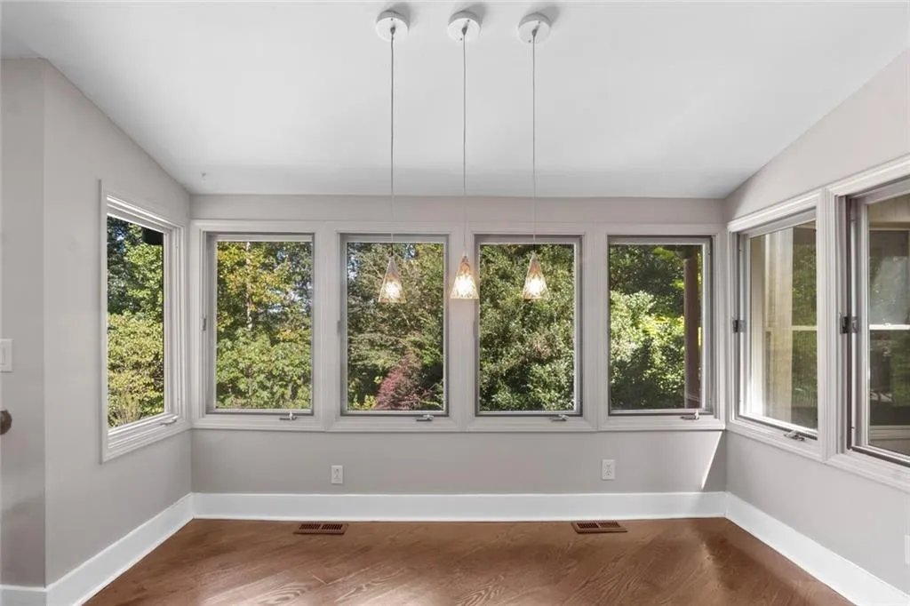 140 Habersham Waters Court, Sandy Springs, Georgia 30350, 5 Bedrooms Bedrooms, ,5 BathroomsBathrooms,Residential,Sold,140 Habersham Waters Court,6766916