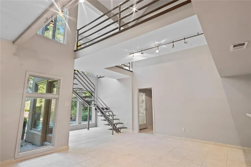 140 Habersham Waters Court, Sandy Springs, Georgia 30350, 5 Bedrooms Bedrooms, ,5 BathroomsBathrooms,Residential,Sold,140 Habersham Waters Court,6766916