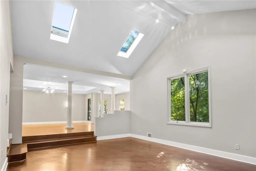 140 Habersham Waters Court, Sandy Springs, Georgia 30350, 5 Bedrooms Bedrooms, ,5 BathroomsBathrooms,Residential,Sold,140 Habersham Waters Court,6766916