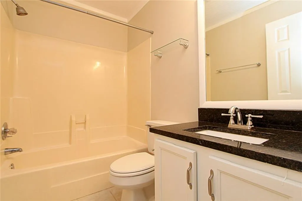 802 Abingdon Way Unit 802, Atlanta, Georgia 30328, 2 Bedrooms Bedrooms, ,2 BathroomsBathrooms,Residential,Sold,802 Abingdon Way Unit 802,5762117