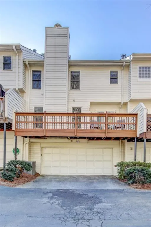 24 Huntington Place Drive, Sandy Springs, Georgia 30350, 3 Bedrooms Bedrooms, ,2 BathroomsBathrooms,Residential,Sold,24 Huntington Place Drive,6127027