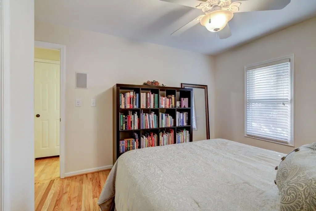 24 Huntington Place Drive, Sandy Springs, Georgia 30350, 3 Bedrooms Bedrooms, ,2 BathroomsBathrooms,Residential,Sold,24 Huntington Place Drive,6127027