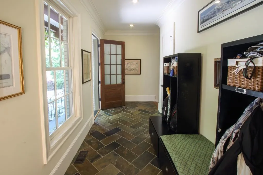 282 Tara Trail, Sandy Springs, Georgia 30327, 5 Bedrooms Bedrooms, ,5 BathroomsBathrooms,Residential,Sold,282 Tara Trail,6718485