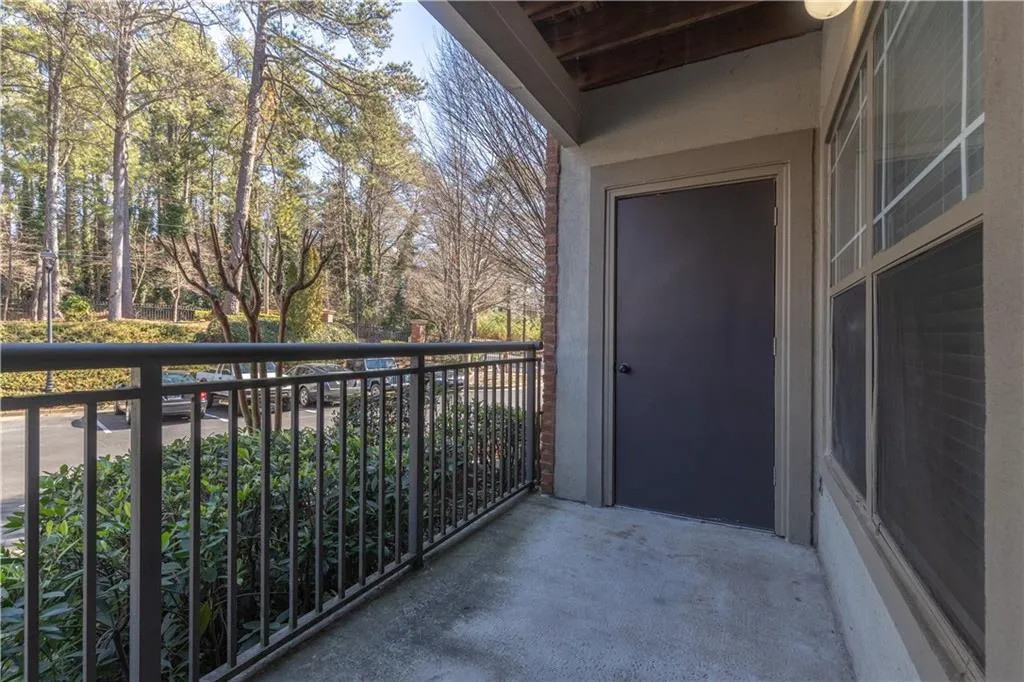 5559 Glenridge Drive Unit 1103, Sandy Springs, Georgia 30342, 1 Bedroom Bedrooms, ,1 BathroomBathrooms,Residential,Sold,5559 Glenridge Drive Unit 1103,6844210