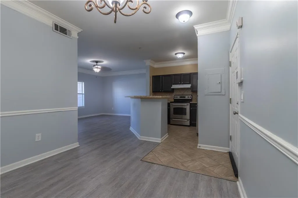 5559 Glenridge Drive Unit 1103, Sandy Springs, Georgia 30342, 1 Bedroom Bedrooms, ,1 BathroomBathrooms,Residential,Sold,5559 Glenridge Drive Unit 1103,6844210