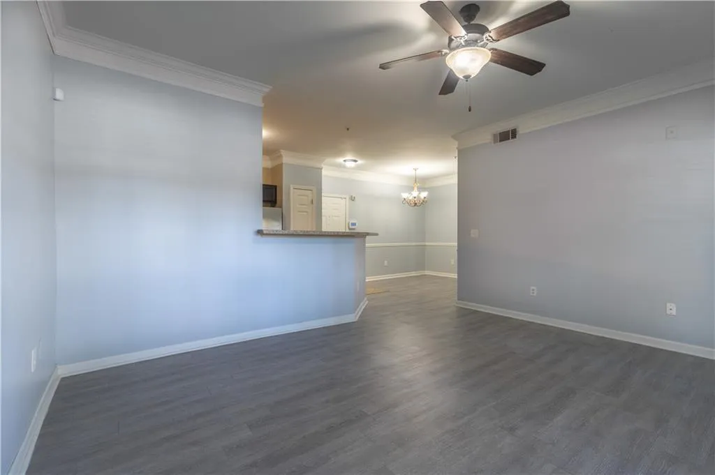 5559 Glenridge Drive Unit 1103, Sandy Springs, Georgia 30342, 1 Bedroom Bedrooms, ,1 BathroomBathrooms,Residential,Sold,5559 Glenridge Drive Unit 1103,6844210