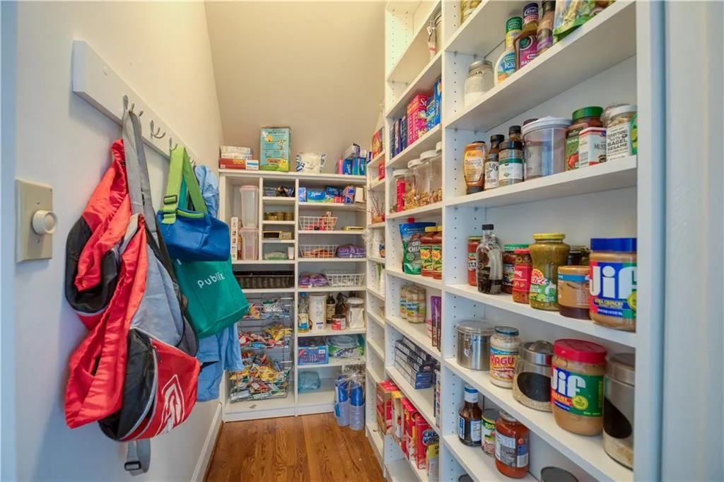 295 Lackland Court, Sandy Springs, Georgia 30350, 5 Bedrooms Bedrooms, ,4 BathroomsBathrooms,Residential,Sold,295 Lackland Court,6085224