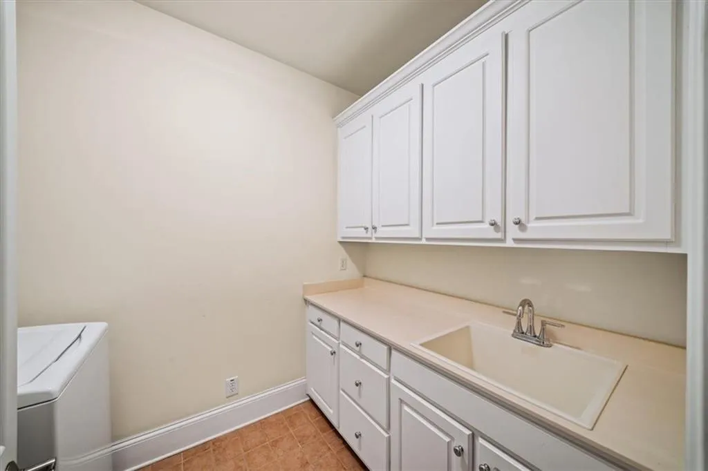 Upstairs Laundry