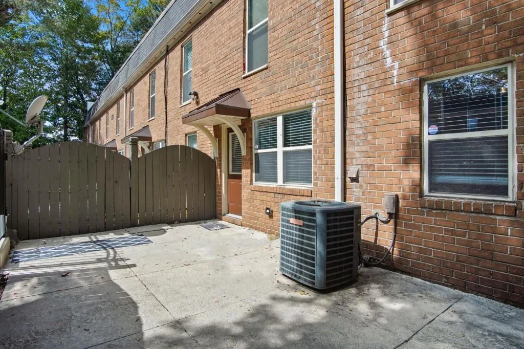 115 N River Drive Unit A, Atlanta, Georgia 30350, 3 Bedrooms Bedrooms, ,2 BathroomsBathrooms,Residential,Sold,115 N River Drive Unit A,7459703 115 N River Drive Unit A, Atlanta, Georgia 30350, 3 Bedrooms Bedrooms, ,2 BathroomsBathrooms,Residential,Sold,115 N River Drive Unit A,7459703