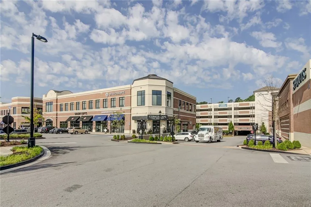 4560 Windsor Park Place, Atlanta, Georgia 30342, 3 Bedrooms Bedrooms, ,3 BathroomsBathrooms,Residential,Sold,4560 Windsor Park Place,6839741