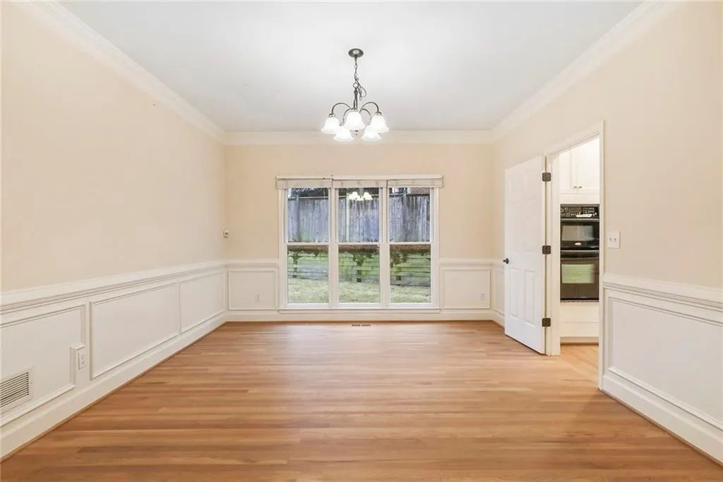 4560 Windsor Park Place, Atlanta, Georgia 30342, 3 Bedrooms Bedrooms, ,3 BathroomsBathrooms,Residential,Sold,4560 Windsor Park Place,6839741