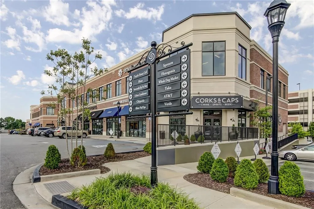 4560 Windsor Park Place, Atlanta, Georgia 30342, 3 Bedrooms Bedrooms, ,3 BathroomsBathrooms,Residential,Sold,4560 Windsor Park Place,6839741