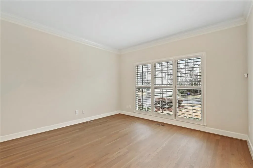 4560 Windsor Park Place, Atlanta, Georgia 30342, 3 Bedrooms Bedrooms, ,3 BathroomsBathrooms,Residential,Sold,4560 Windsor Park Place,6839741