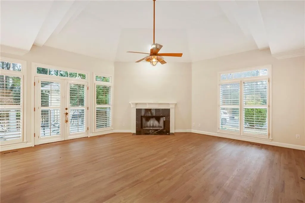 4560 Windsor Park Place, Atlanta, Georgia 30342, 3 Bedrooms Bedrooms, ,3 BathroomsBathrooms,Residential,Sold,4560 Windsor Park Place,6839741