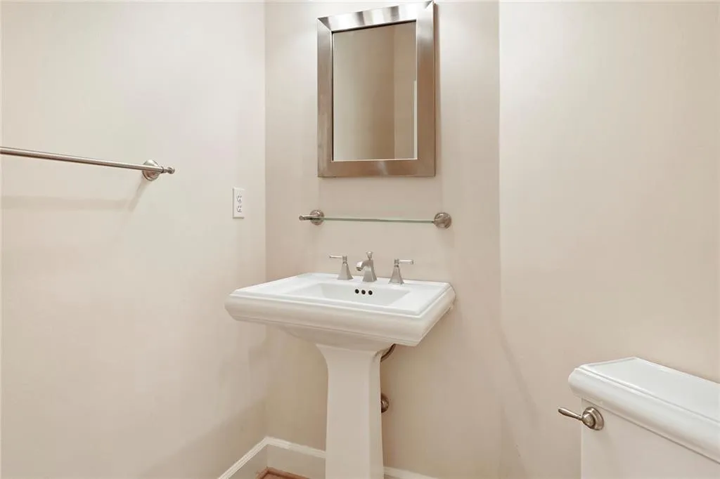 4560 Windsor Park Place, Atlanta, Georgia 30342, 3 Bedrooms Bedrooms, ,3 BathroomsBathrooms,Residential,Sold,4560 Windsor Park Place,6839741