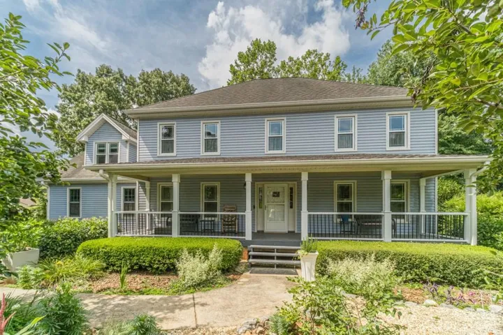1875 Oak Road, Snellville, Georgia 30078