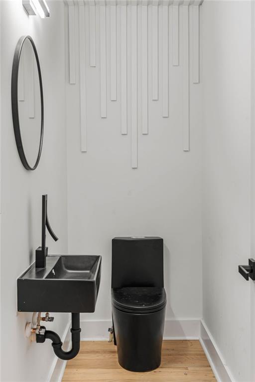 5905 Greenbrier Road, Sandy Springs, Georgia 30328, 4 Bedrooms Bedrooms, ,3 BathroomsBathrooms,Residential,Sold,5905 Greenbrier Road,7287755