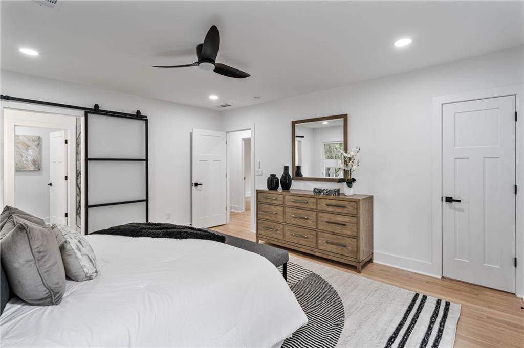 5905 Greenbrier Road, Sandy Springs, Georgia 30328, 4 Bedrooms Bedrooms, ,3 BathroomsBathrooms,Residential,Sold,5905 Greenbrier Road,7287755