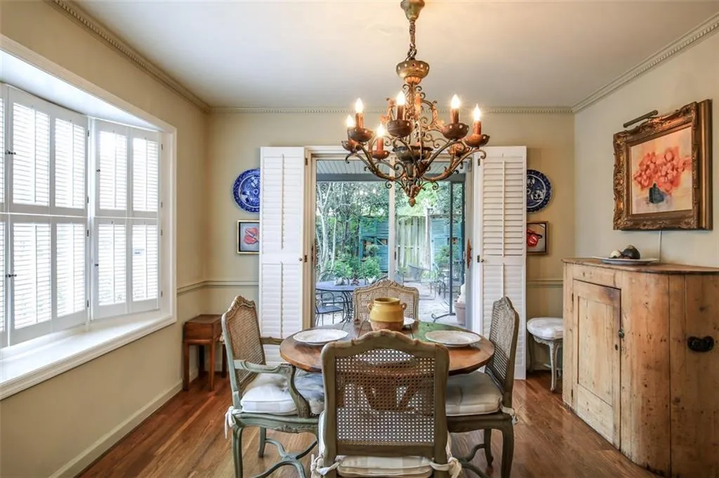 4620 Wieuca Road Ne Unit 72, Atlanta, Georgia 30342, 3 Bedrooms Bedrooms, ,3 BathroomsBathrooms,Residential,Sold,4620 Wieuca Road Ne Unit 72,5982756