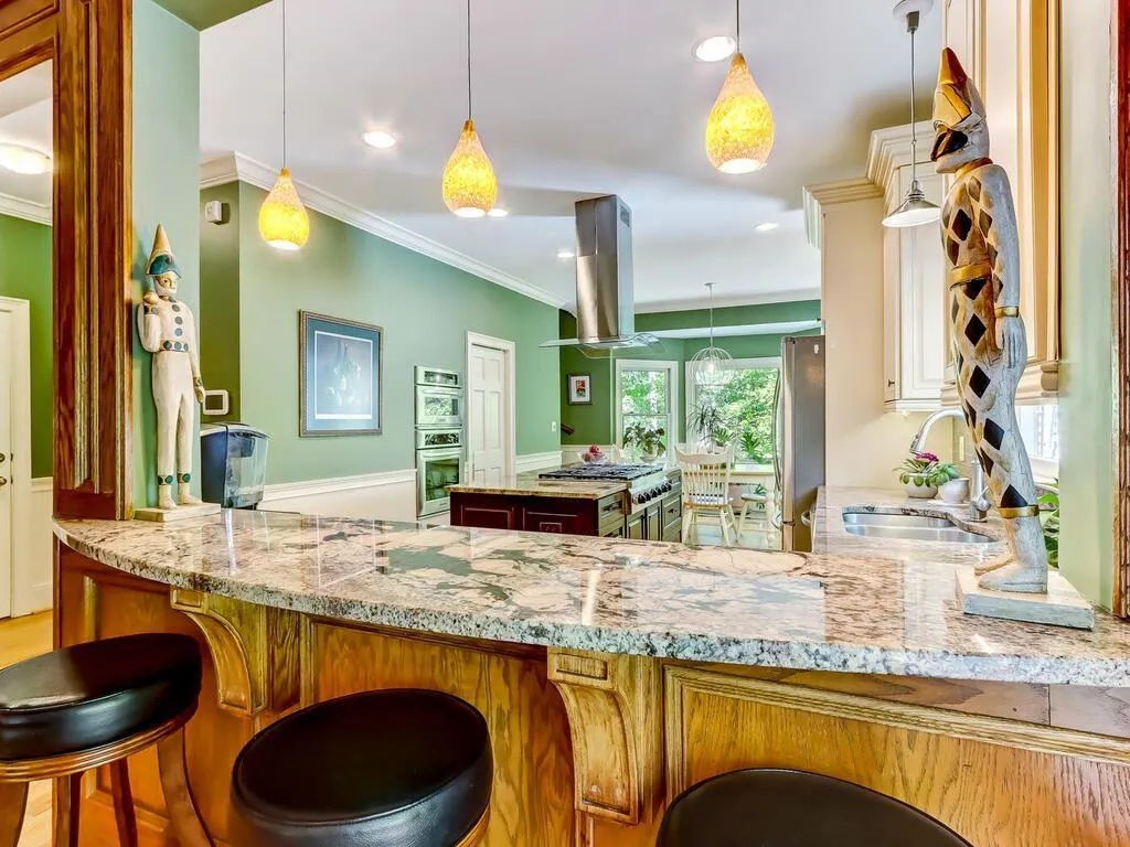 7210 Chattahoochee Bluff Drive, Atlanta, Georgia 30350, 4 Bedrooms Bedrooms, ,3 BathroomsBathrooms,Residential,Sold,7210 Chattahoochee Bluff Drive,7202501