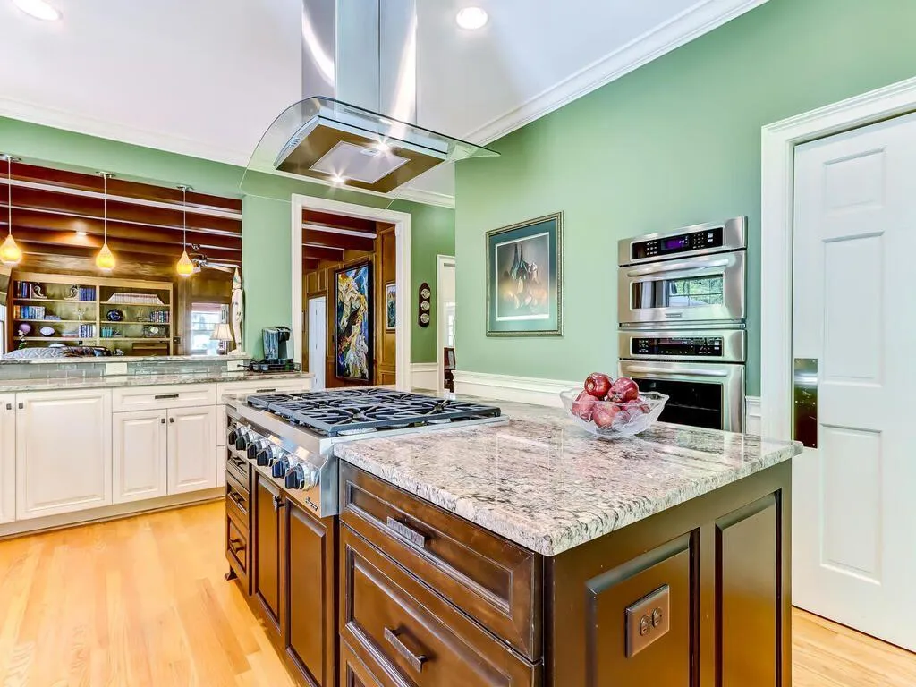 7210 Chattahoochee Bluff Drive, Atlanta, Georgia 30350, 4 Bedrooms Bedrooms, ,3 BathroomsBathrooms,Residential,Sold,7210 Chattahoochee Bluff Drive,7202501