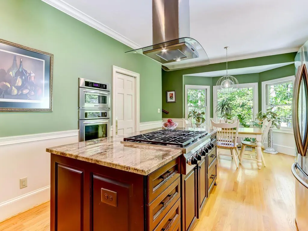 7210 Chattahoochee Bluff Drive, Atlanta, Georgia 30350, 4 Bedrooms Bedrooms, ,3 BathroomsBathrooms,Residential,Sold,7210 Chattahoochee Bluff Drive,7202501