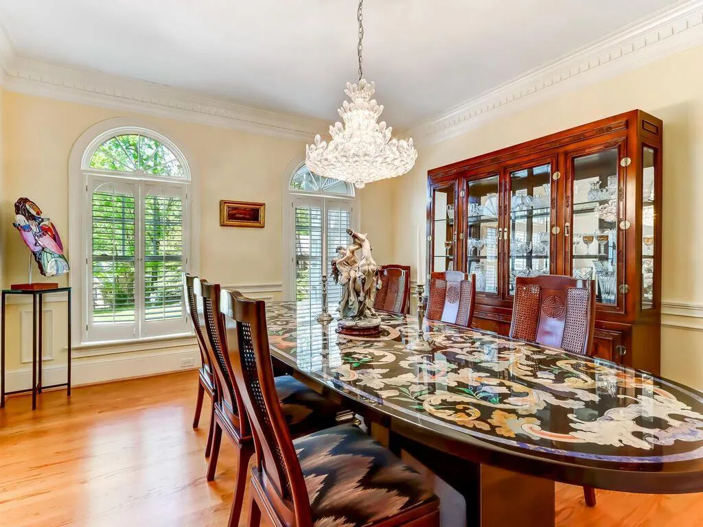 7210 Chattahoochee Bluff Drive, Atlanta, Georgia 30350, 4 Bedrooms Bedrooms, ,3 BathroomsBathrooms,Residential,Sold,7210 Chattahoochee Bluff Drive,7202501