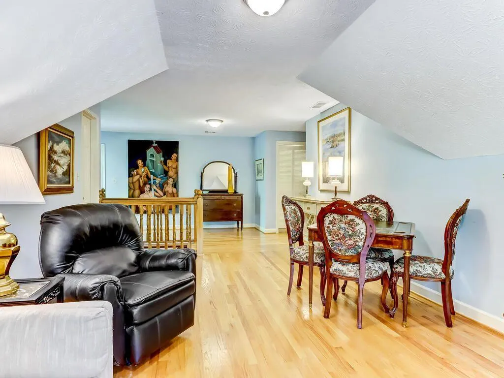 7210 Chattahoochee Bluff Drive, Atlanta, Georgia 30350, 4 Bedrooms Bedrooms, ,3 BathroomsBathrooms,Residential,Sold,7210 Chattahoochee Bluff Drive,7202501