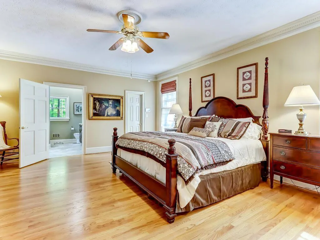 7210 Chattahoochee Bluff Drive, Atlanta, Georgia 30350, 4 Bedrooms Bedrooms, ,3 BathroomsBathrooms,Residential,Sold,7210 Chattahoochee Bluff Drive,7202501