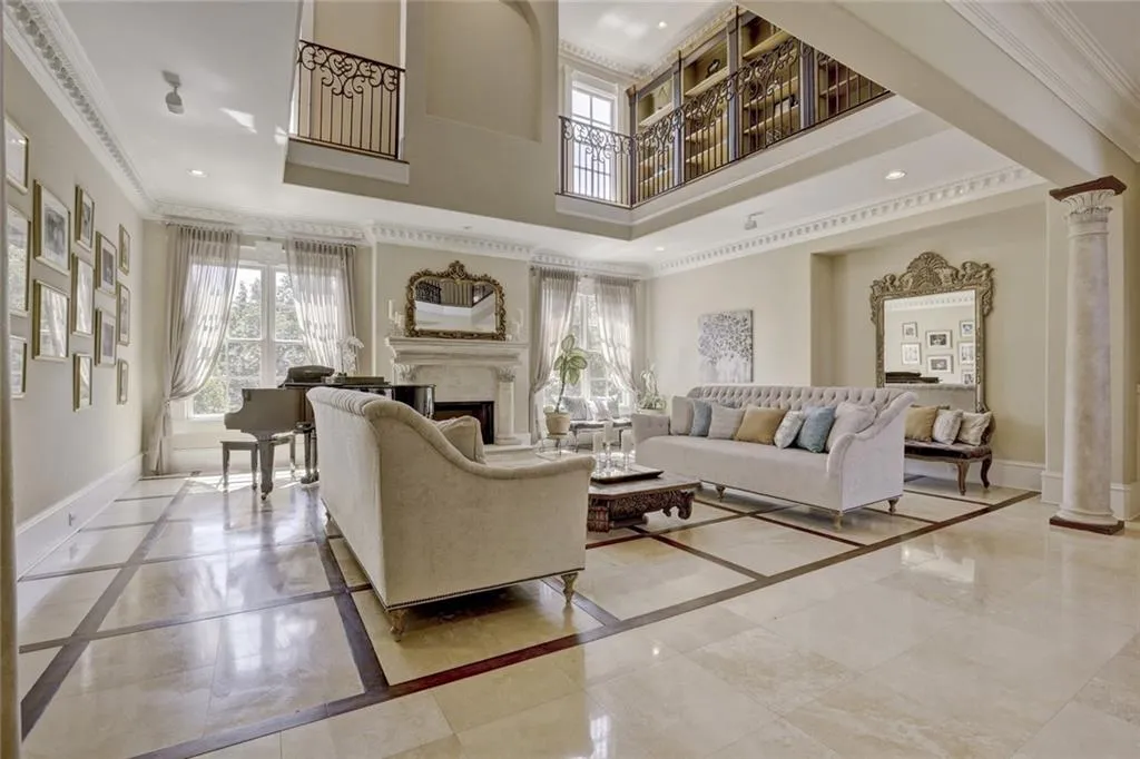 8395 Jett Ferry Road, Sandy Springs, Georgia 30350, 6 Bedrooms Bedrooms, ,7 BathroomsBathrooms,Residential,Sold,8395 Jett Ferry Road,6115312