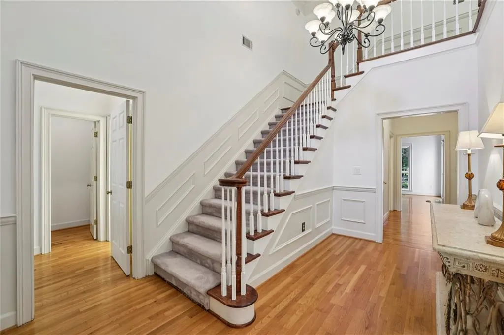 7155 Roswell Road Unit 26, Atlanta, Georgia 30328, 3 Bedrooms Bedrooms, ,2 BathroomsBathrooms,Residential,For Sale,7155 Roswell Road Unit 26,7638354