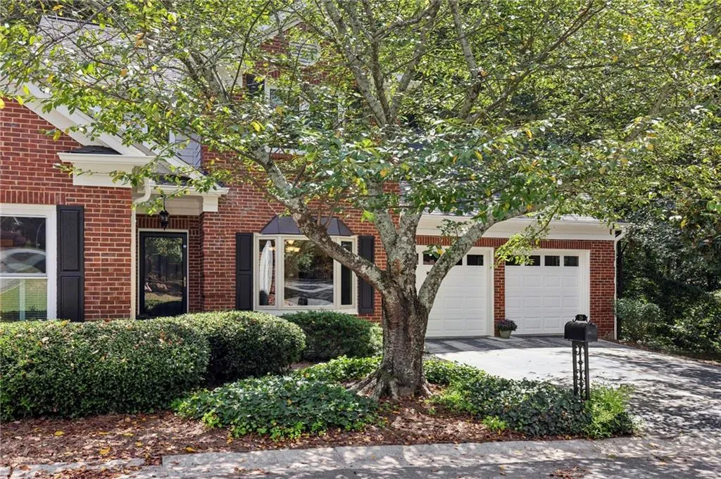 7155 Roswell Road Unit 26, Atlanta, Georgia 30328, 3 Bedrooms Bedrooms, ,2 BathroomsBathrooms,Residential,For Sale,7155 Roswell Road Unit 26,7638354