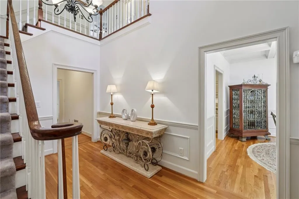 7155 Roswell Road Unit 26, Atlanta, Georgia 30328, 3 Bedrooms Bedrooms, ,2 BathroomsBathrooms,Residential,For Sale,7155 Roswell Road Unit 26,7638354