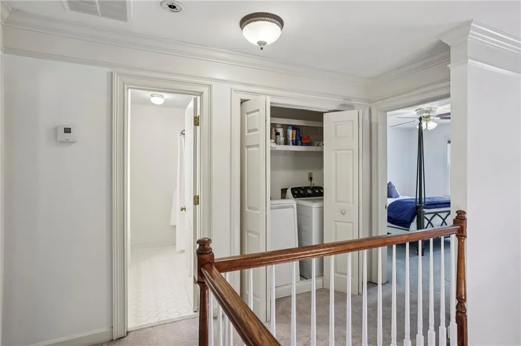 7155 Roswell Road Unit 26, Atlanta, Georgia 30328, 3 Bedrooms Bedrooms, ,2 BathroomsBathrooms,Residential,For Sale,7155 Roswell Road Unit 26,7638354