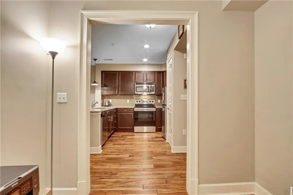 200 River Vista Drive Unit 224, Atlanta, Georgia 30339, 1 Bedroom Bedrooms, ,1 BathroomBathrooms,Residential,Sold,200 River Vista Drive Unit 224,6681483