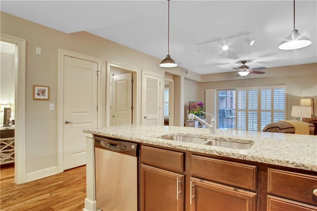 200 River Vista Drive Unit 224, Atlanta, Georgia 30339, 1 Bedroom Bedrooms, ,1 BathroomBathrooms,Residential,Sold,200 River Vista Drive Unit 224,6681483