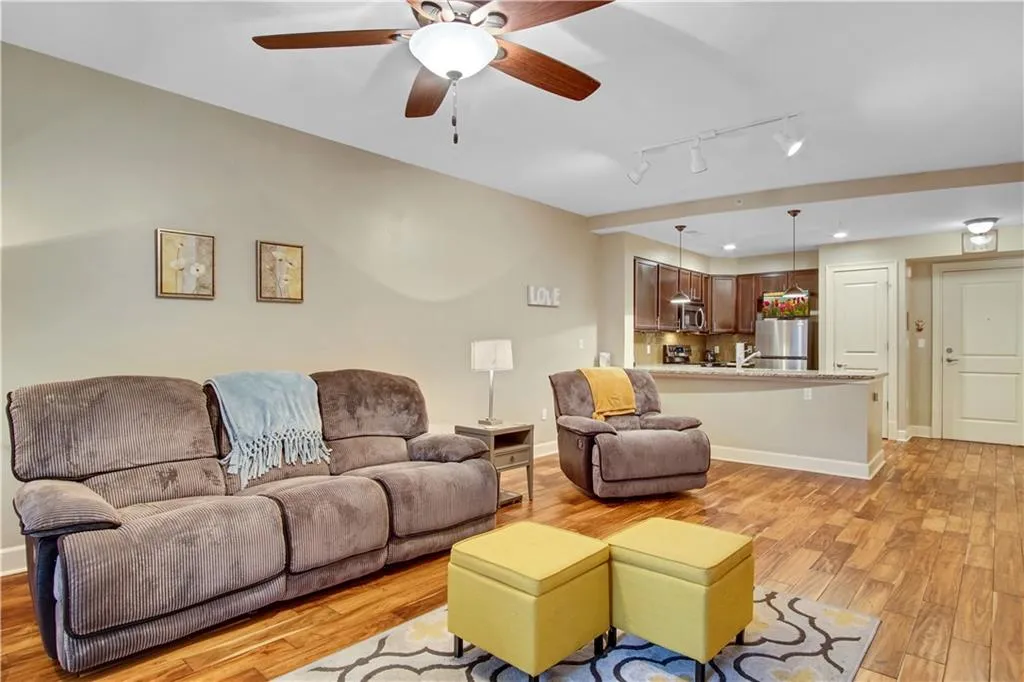 200 River Vista Drive Unit 224, Atlanta, Georgia 30339, 1 Bedroom Bedrooms, ,1 BathroomBathrooms,Residential,Sold,200 River Vista Drive Unit 224,6681483