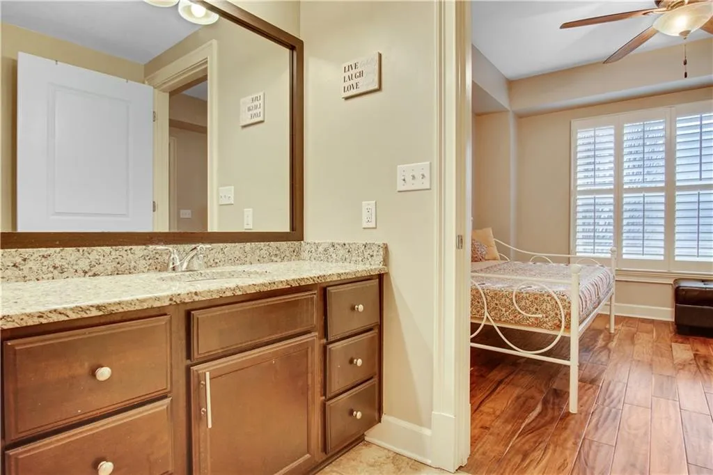 200 River Vista Drive Unit 224, Atlanta, Georgia 30339, 1 Bedroom Bedrooms, ,1 BathroomBathrooms,Residential,Sold,200 River Vista Drive Unit 224,6681483