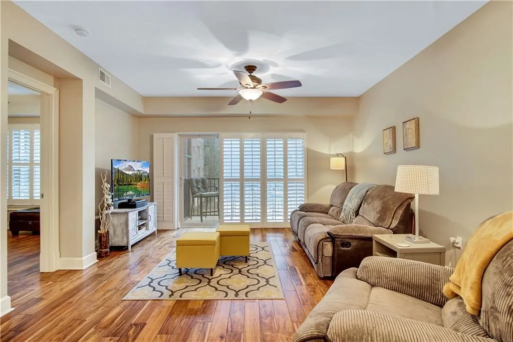 200 River Vista Drive Unit 224, Atlanta, Georgia 30339, 1 Bedroom Bedrooms, ,1 BathroomBathrooms,Residential,Sold,200 River Vista Drive Unit 224,6681483