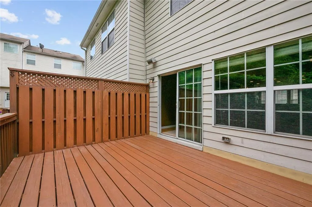 627 Coligny Court, Sandy Springs, Georgia 30350, 3 Bedrooms Bedrooms, ,3 BathroomsBathrooms,Residential,Sold,627 Coligny Court,6886224