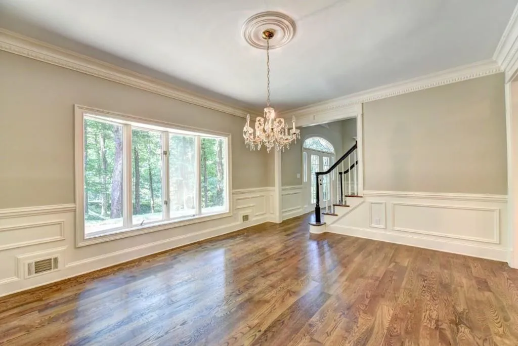 410 Huntcliff Green, Sandy Springs, Georgia 30350, 6 Bedrooms Bedrooms, ,4 BathroomsBathrooms,Residential,Sold,410 Huntcliff Green,6044861