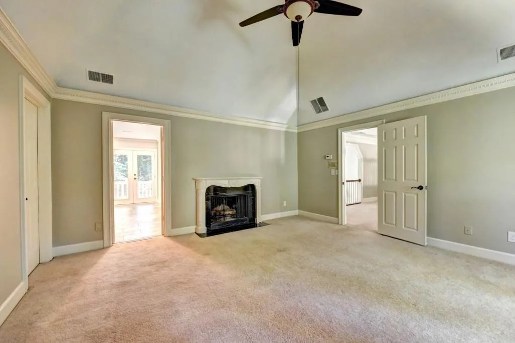 410 Huntcliff Green, Sandy Springs, Georgia 30350, 6 Bedrooms Bedrooms, ,4 BathroomsBathrooms,Residential,Sold,410 Huntcliff Green,6044861