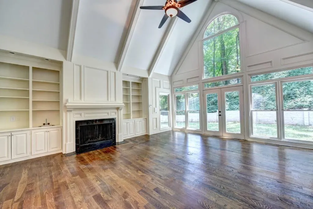 410 Huntcliff Green, Sandy Springs, Georgia 30350, 6 Bedrooms Bedrooms, ,4 BathroomsBathrooms,Residential,Sold,410 Huntcliff Green,6044861